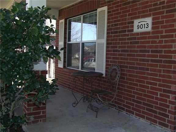 4th image of 9013 Warren Dr