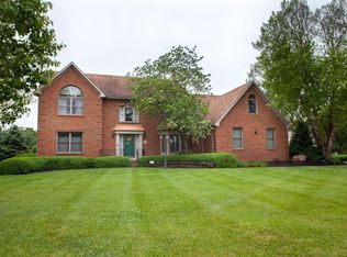 751 Old Pond Ln, Powell, OH 43065