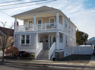 118 E Rosemary Rd, Wildwood Crest, NJ 08260