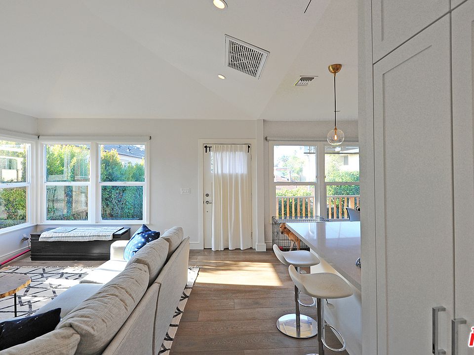 1st image of 951 9th St #955