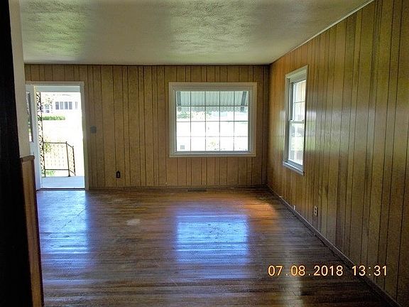 2nd image of 26 N 30th St