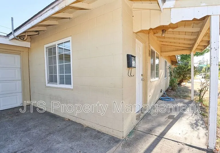 5912 21st Ave — Photo 8