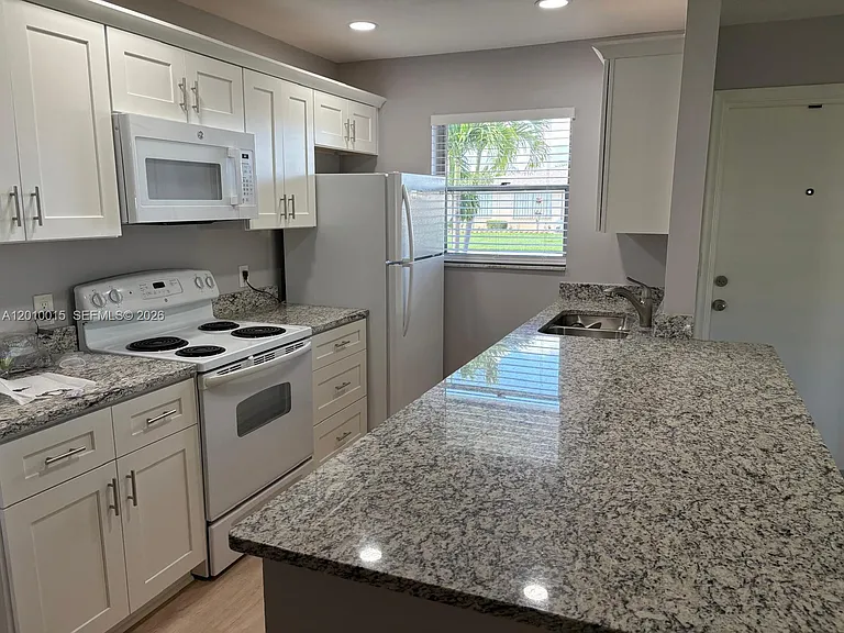 775 North Dr #A — Photo 8