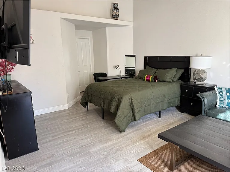 2749 Canarsy Ct #2B — Photo 24