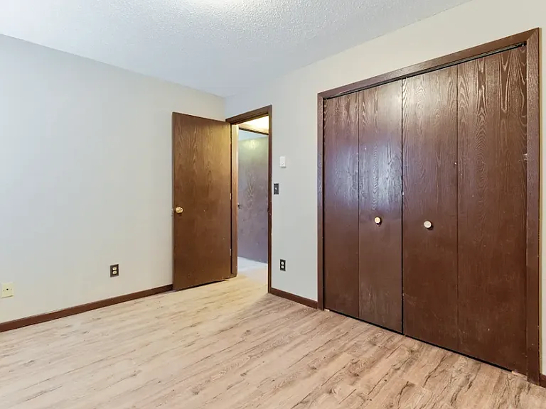Foot Lake Apartments — Photo 12