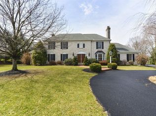 531 Stonehenge Dr, Lititz, PA 17543