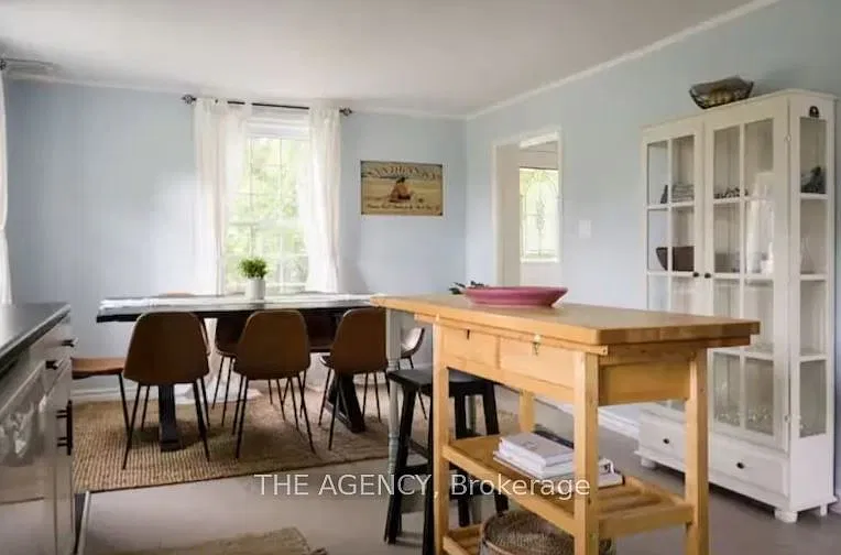 3 bed, $2,550 — Photo 4