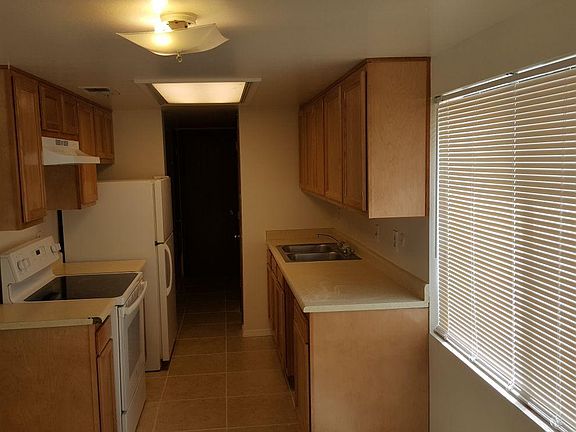 3rd image of 13105 Fruit Ave NE