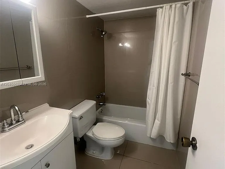 1965 S Ocean Dr #10P — Photo 14