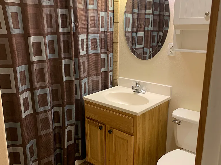 3537 Hynds Blvd — Photo 3