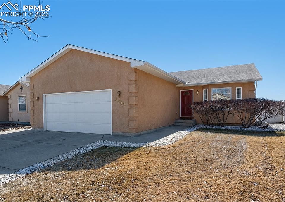 1st image of 3840 Pronghorn Ln