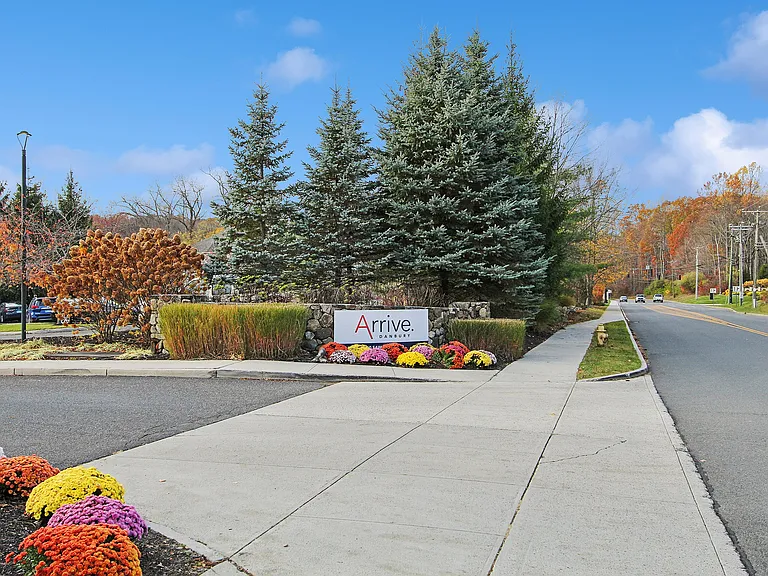 Arrive Danbury — Photo 45