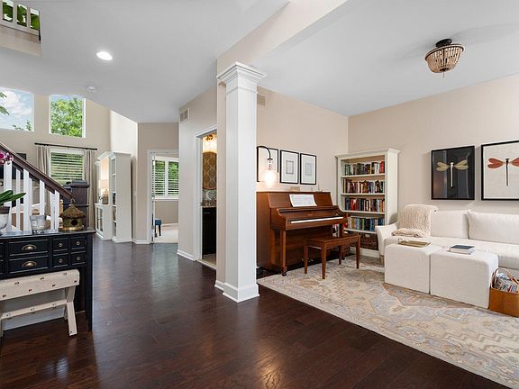 4th image of 23171 Chelsea Ct