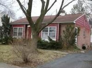 1647 Robert Rd, Lancaster, PA 17601