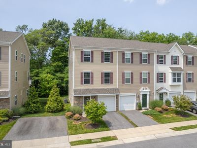 17 Faraday Ct, Morton, PA, 19070