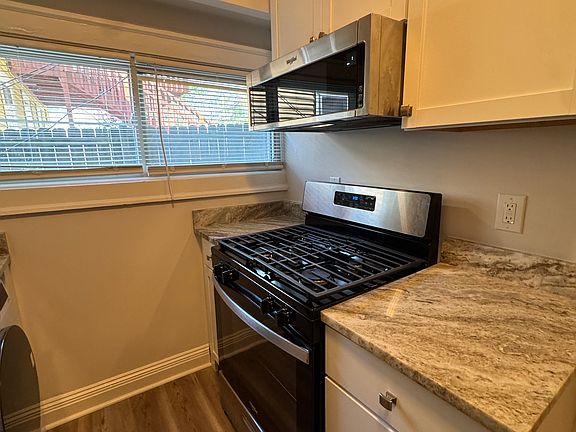 3rd image of 2115 Speed Ave #4