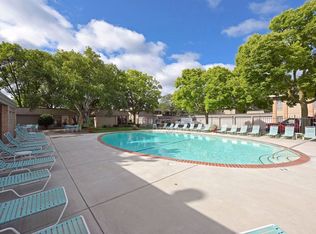 6421 Colony Way APT 2A, Edina, MN 55435