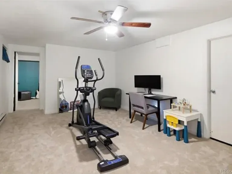 7229 S Iris Ct — Photo 11