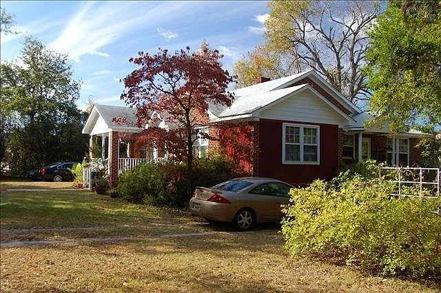 1022 Shull St — Photo 1