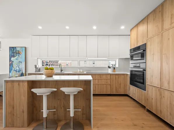 1110 Manhattan Avenue 5 image 2 of 15