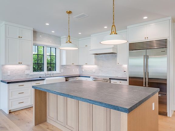 4th image of 3288 Lanelle Pl