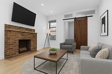 521 Dean Street, #4L