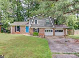 321 Amberwood Dr, Lawrenceville, GA