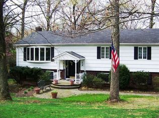 18 River Rd, Suffern, NY 10901