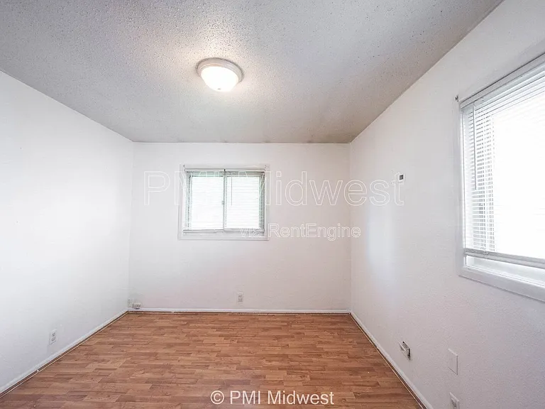 8124 E 37th Pl — Photo 14