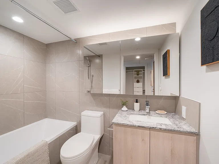 510 Richards St #1102 — Photo 18