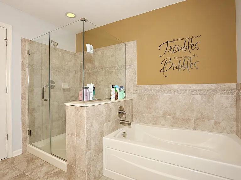 4 Masterson Ct — Photo 20