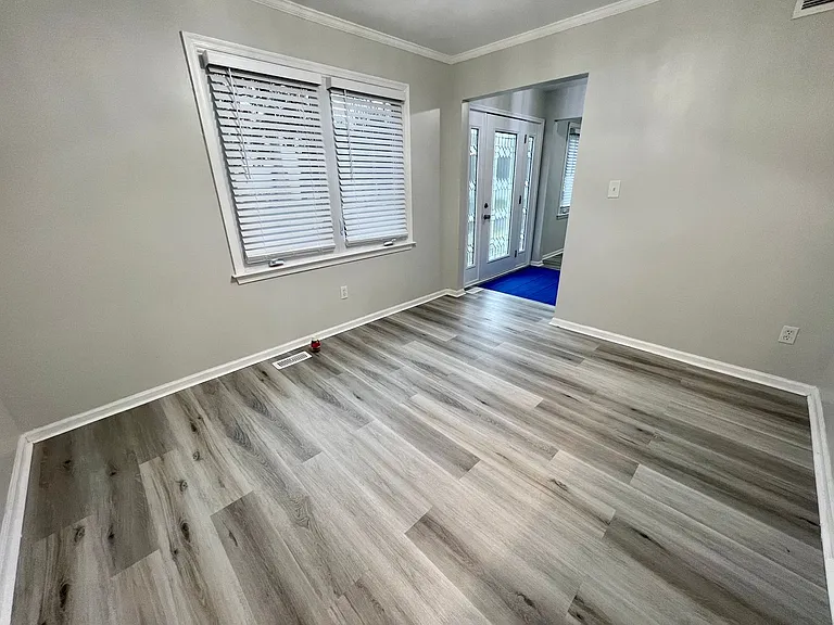 4233 Remo Crescent Rd — Photo 11
