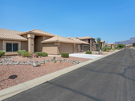 5th image of 6238 S Sandtrap Dr
