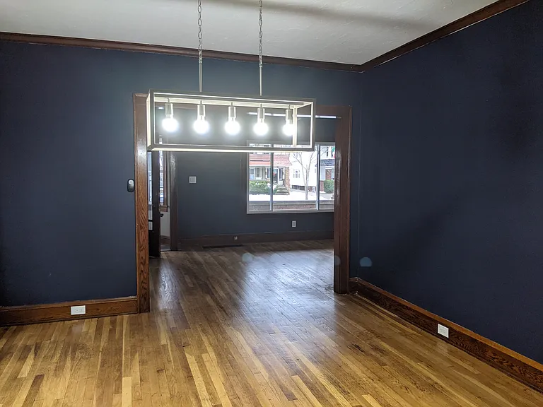 2127 Bunts Rd — Photo 5