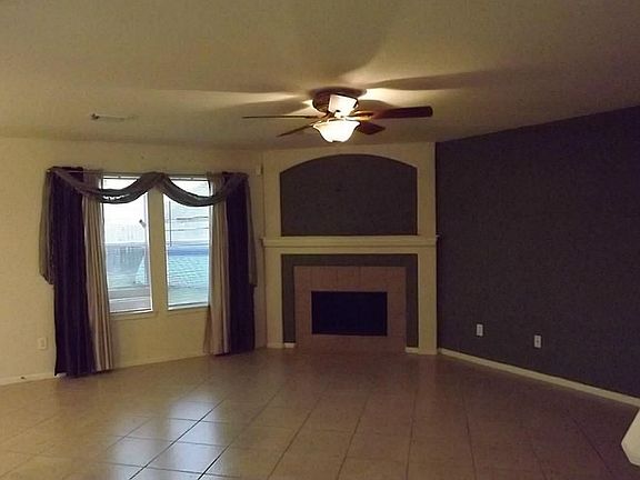 2nd image of 1934 Plum Creek Ln