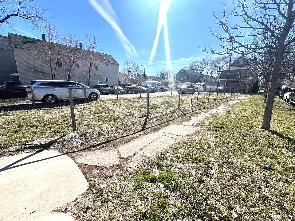 2nd image of 4800 S Throop St
