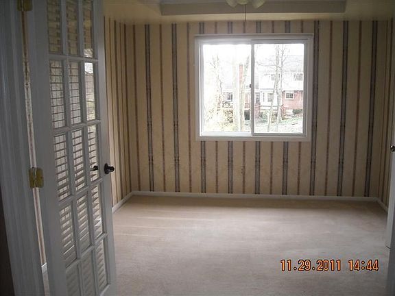 5th image of 1689 Glens Dr