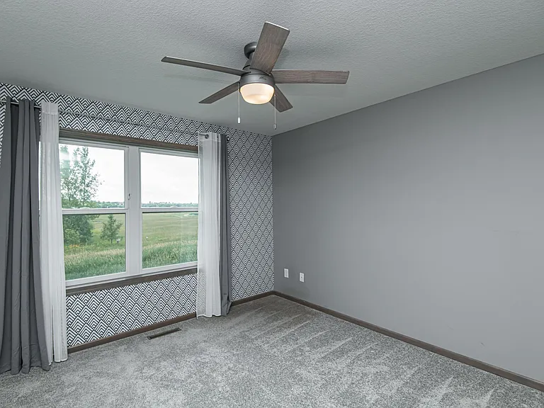 2162 Sparrow Pl SE — Photo 19