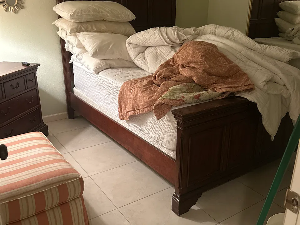 110 Avellino Cir