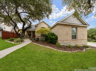 8204 Olde Village Dr, San Antonio, TX 78250