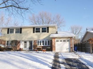 6121 Lane Pl, Downers Grove, IL 60516