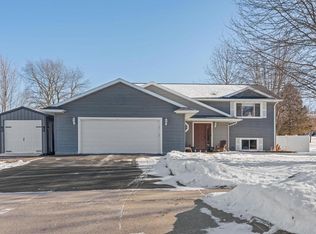 531 Midway Drive, Reedsburg, WI 53959