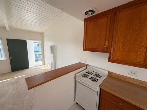 7326 Neo St #O — Photo 4