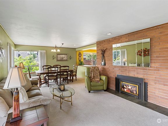 5th image of 12261 SE 261st St