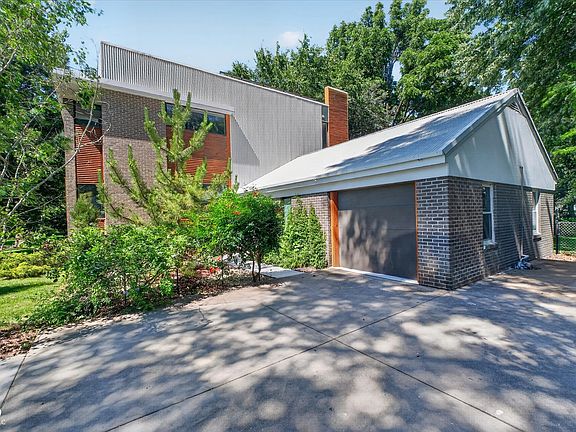 3rd image of 6333 Evanston Ave