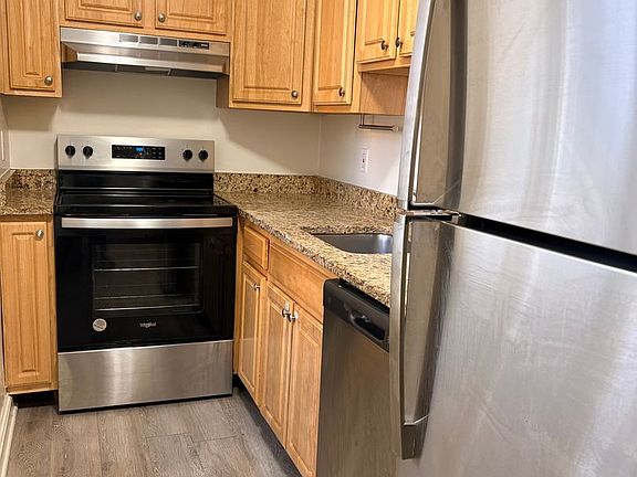 3rd image of 717 Saint Paul St APT 202