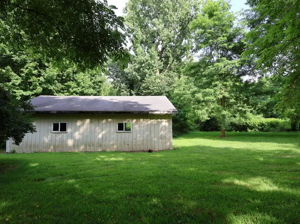 30879 M 60, Leonidas, MI 49066