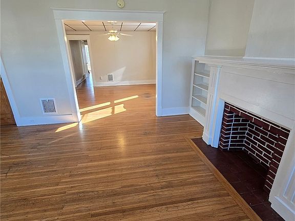 2nd image of 217 Hartwell Rd