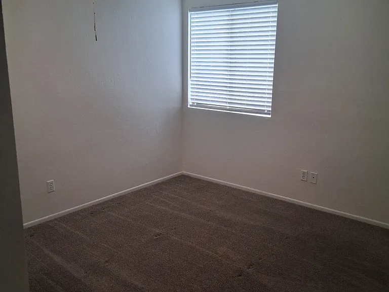 836 S Langley Ave #102 — Photo 14