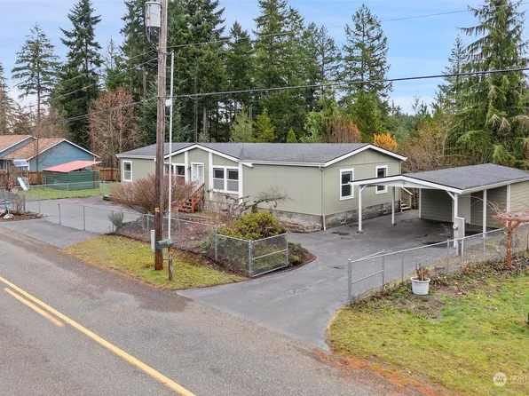 1651 E Trails End Drive, Belfair, WA 98528